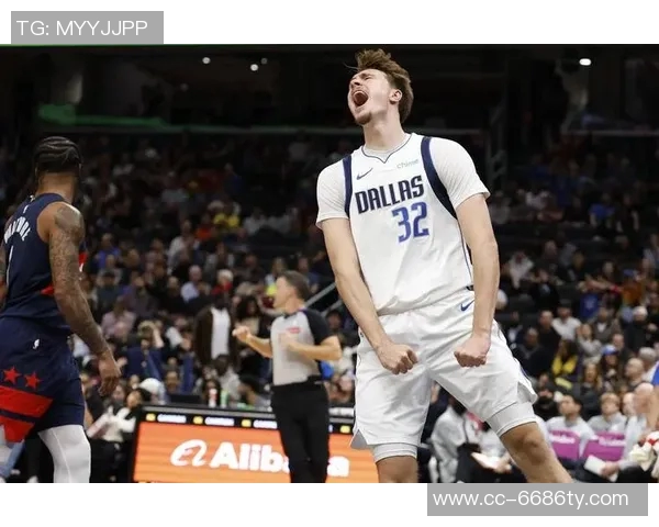 探花埃奇库姆表现尚可9投3中三分球命中1个贡献10分1篮板2助攻1盖帽 探花埃奇库姆表现尚可9投3中三分球命中1个贡献10分1篮板2助攻1盖帽