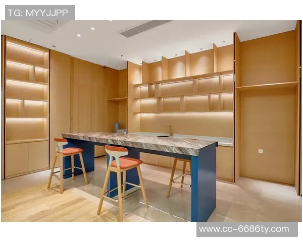 科尔赞希尔德积极心态为更衣室注入活力与感染力 科尔赞希尔德积极心态为更衣室注入活力与感染力